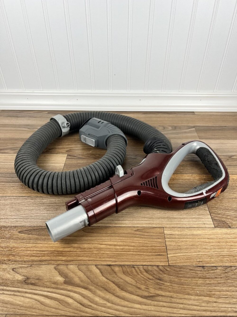 Shark NV800W NV801 NV803 HANDLE WITH HOSE TUBE Assembly Genuine Part # 1152FT801
